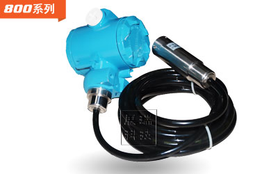 投入式纜式液位變送器_展瑞科技實(shí)拍圖