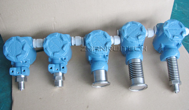 高溫型壓力變送器實拍圖